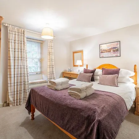 3 Bed In Ambleside Oc-lr122 *