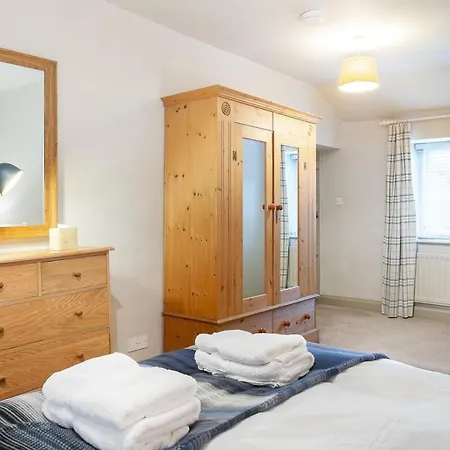 3 Bed In Ambleside Oc-lr122 *